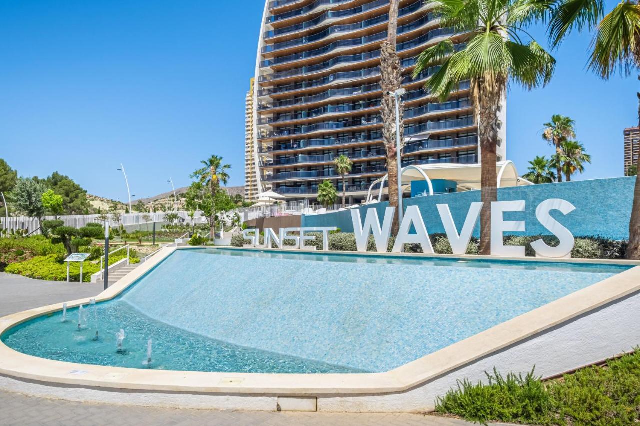 Sunset Waves 3-194 Poniente Beach Resort Μπένιντορμ Εξωτερικό φωτογραφία